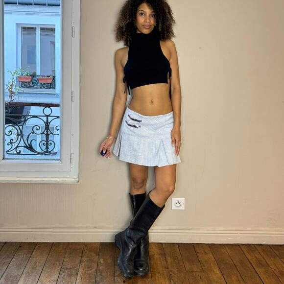 Vintage 00s Preppy Pastel Purple Pleated Mini Skirt with Buckle details (S/M) - Picture 4 of 10